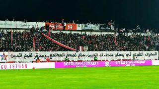 الغضب ينتقل للملاعب… مغاربة يرفضون تطاول المسلسلات الرمضانية على قيم “التمغرابيت” و استغلال الفن لضرب الدين