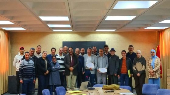 نقابيون بالكدش وأساتذة جامعيون في الإعلام يناقشون في يوم دراسي وطني تعزيز التواصل النقابي في زمن الذكاء الاصطناعي 