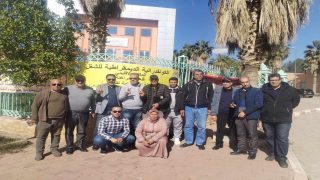 هذا هو التٱزر… قيادات نقابية بالمكتب التنفيذي للكدش تنظم زيارة تضامنية لعمال مياه الري المعتصمين بقلعة السراغنة