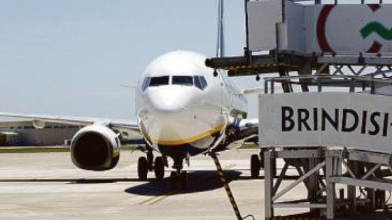 نقص حاد في الوقود يضرب مجموعة من مطارات إيطاليا وتوقعات بتأجيل عدد من الرحلات في حالة استمرار الأزمة