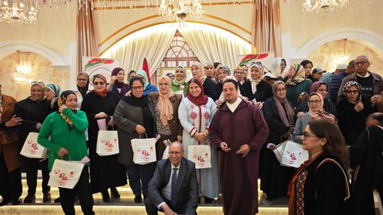 تكريم موظفات ومتقاعدات جماعة بني ملال في حفل بهيج وفؤاد سليم :” هاد الحفل هو اعتراف بمجهودات الموظفات و حضروه ازيد من 350 مشارك ومشاركة”