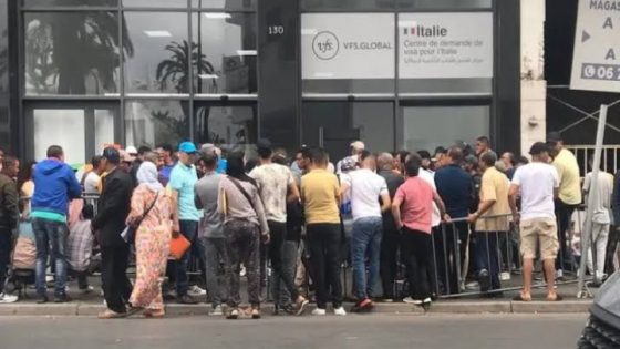 غضب كبير للجالية المغربية بإيطاليا من سوء خدمات تأشيرات لم الشمل العائلي بقنصلية ايطاليا بالدار البيضاء