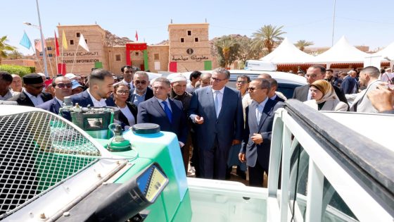 أخنوش رئيس الحكومة تهلا فالبلدة ديالو ودشن لهم مجموعة ديال المشاريع التنموية الكبرى