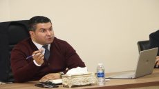 هدشي مزيان باش نطورو قطاع الصحة بالجهة … المدير الجهوي الدكتور كمال الينصلي يترأس اجتماعا هاما مع مدير المستشفى الجهوي ومدراء المستشفيات الاقليمية لمناقشة الانجازات والتحديات و للرفع من جودة الخدمات الصحية المقدمة للمواطنين