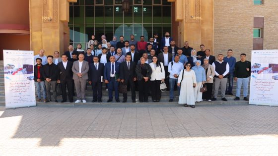 بالصور… أكاديميون وباحثون وخبراء يناقشون في يوم دراسي ناجح قضايا “الهجرة” بالفقيه بن صالح