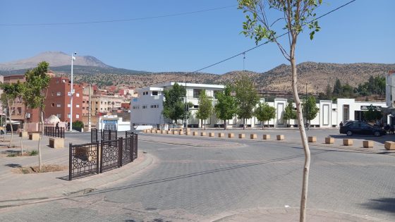 المشاريع ديال المبادرة تايضيعو!… مواطنون يناشدون والي جهة بني ملال خنيفرة للتدخل لإنقاذ سويقة “تمكنونت” من الإغلاق والإهمال