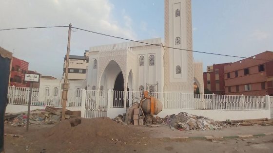 توقف أشغال بناء مسجد محمد الخامس بسوق السبت يثير تساؤلات الساكنة ومطالب بتدخل عاجل من المسؤولين