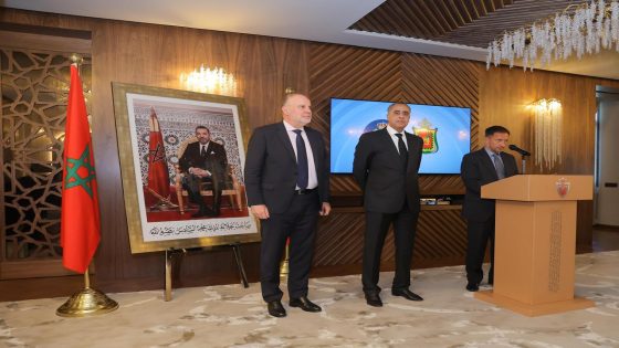 المغرب بين الكبار… الحموشي يواصل سياسة الانفتاح والتعاون ويستقبل وفدا رفيع المستوى يمثل الحرس المدني الإسباني ويتسلم أوسمة إسبانيا لتوشيح عدد من قيادات الأمن المغربي