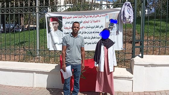 عاجل وفي عز البرامج الانتخابية… أسرة من فم أودي تعتصم أمام عمالة بني ملال و تناشد والي الجهة لإنصافها وتمكينها من الكهرباء وتصرح : “ولادنا تحرموا من الدراسة بسبب رفض رئيس الجماعة تمكيننا من الضو”